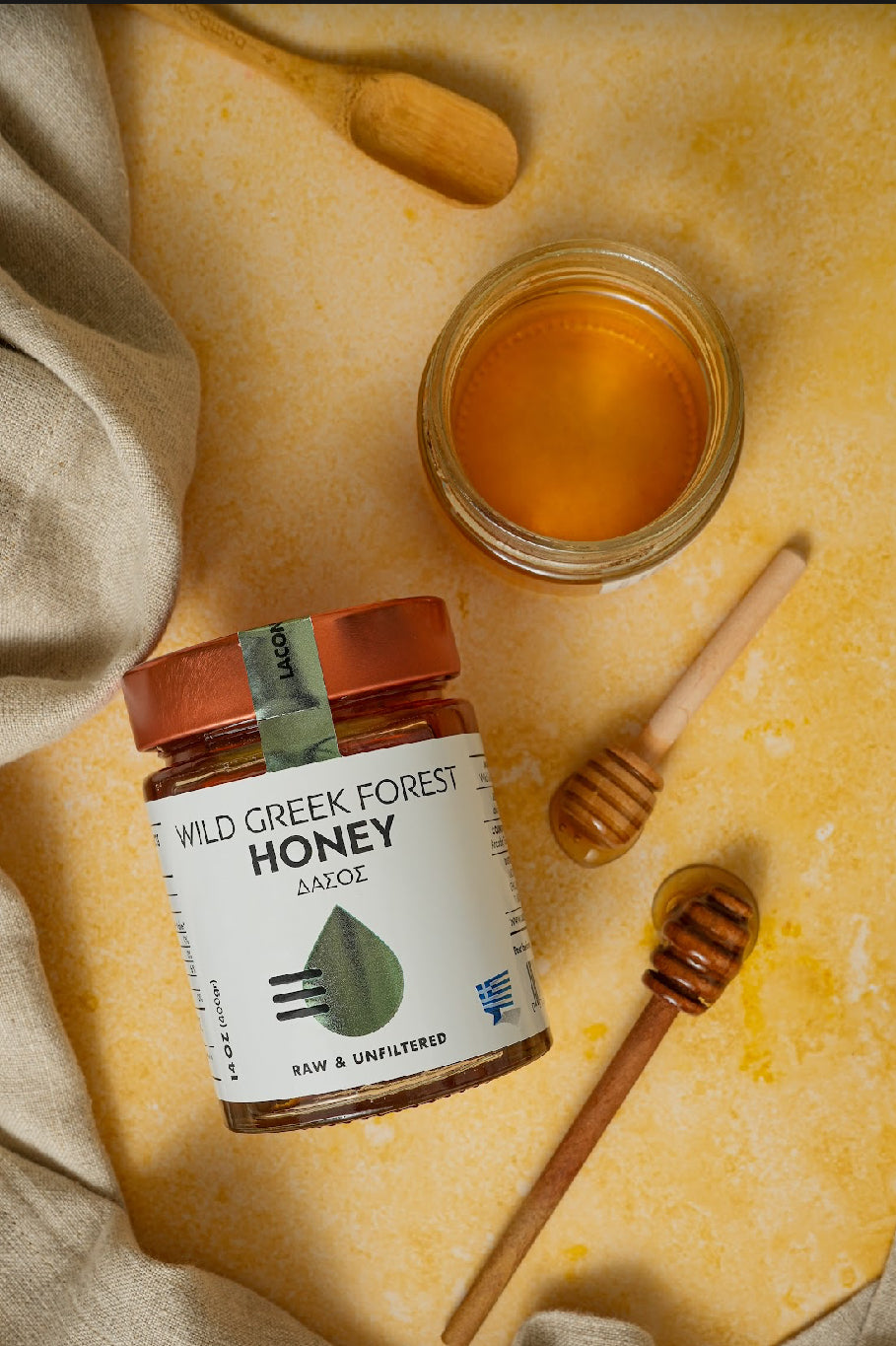 Rich in taste with exceptional aroma from the honeydew of pine and chestnut trees, wild flora with a sweeter fragrance.